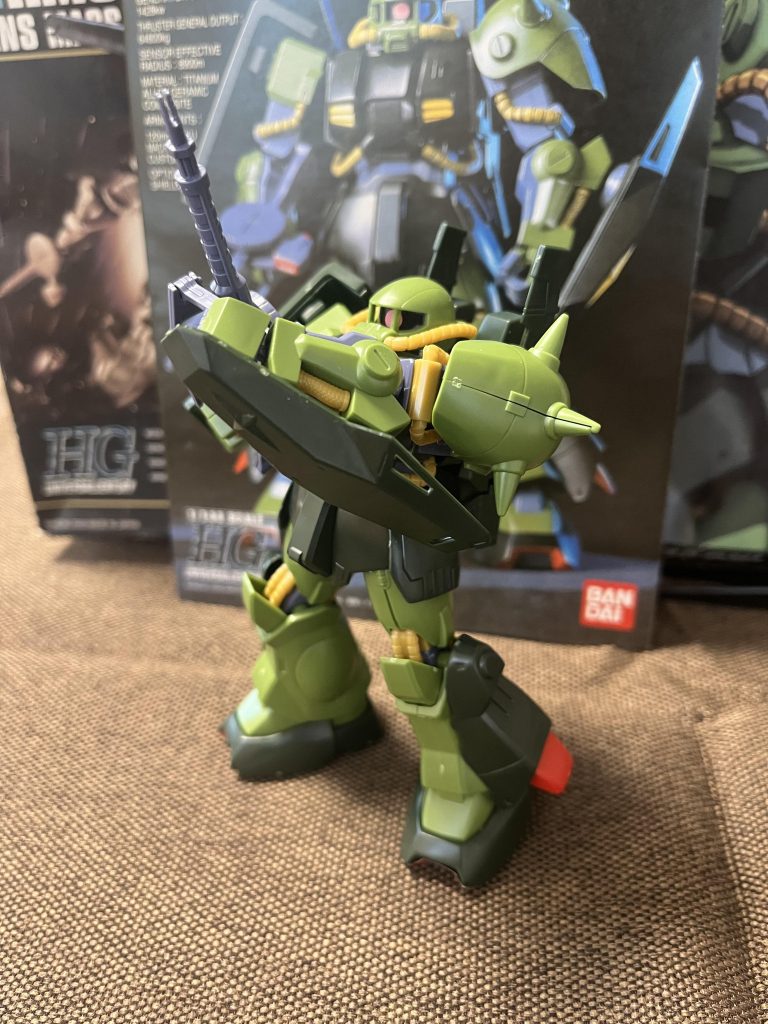 やっぱりザク系は、実弾系が似合う気がします✨☺️