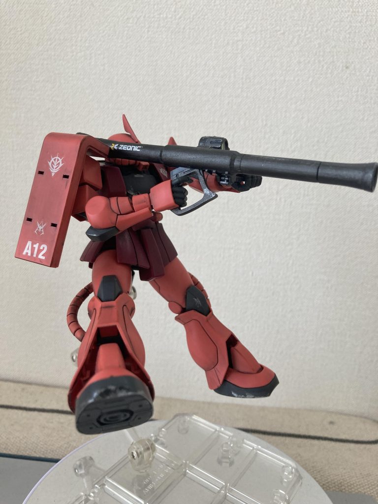 HGシャア専用ザクⅡ–4枚目/制作者：@ich_taka