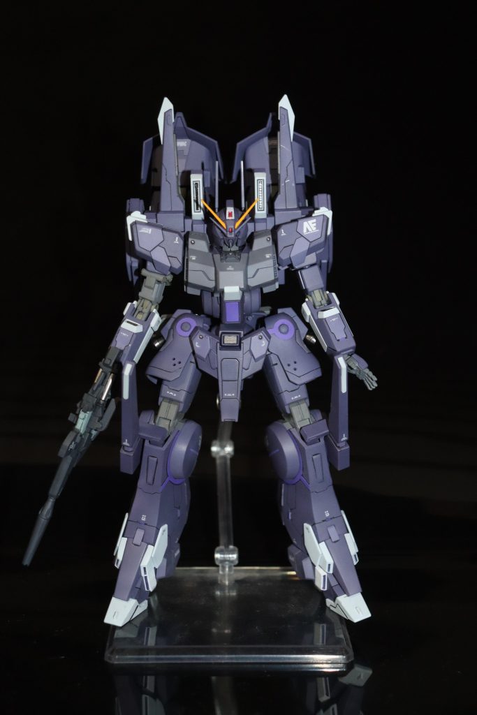 工作はスジボリ追加、ディティールアップパーツの取り付けなどです。