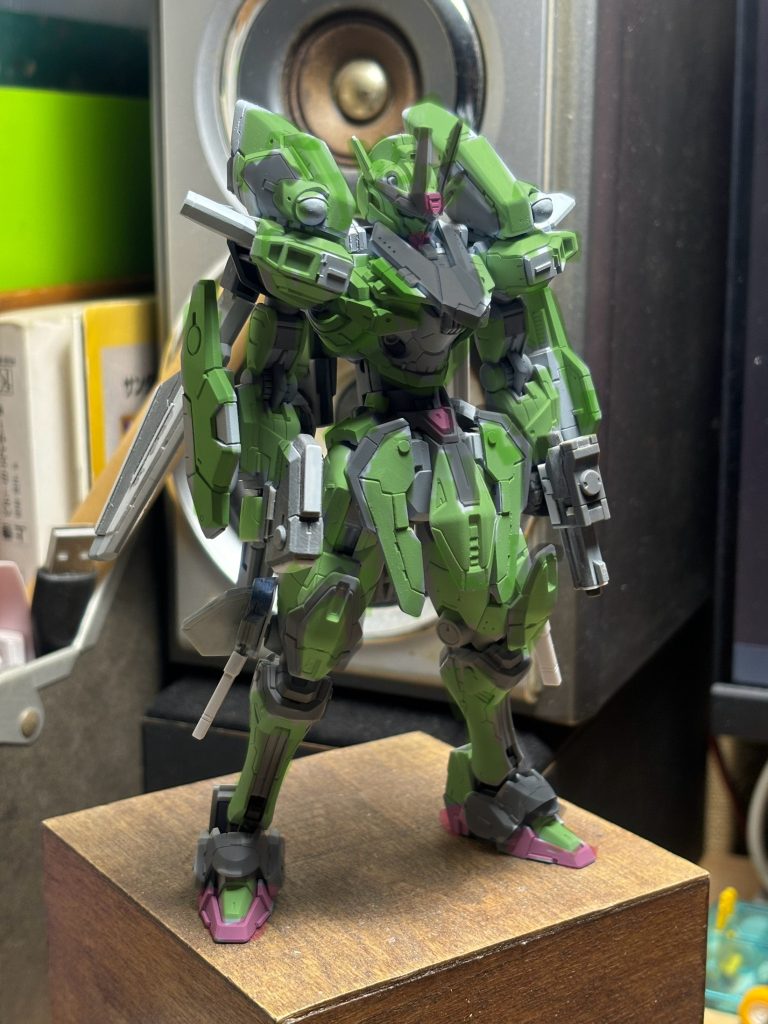 カラーリング案1     絶対かっこいいだろうと思ったのにセルすぎて却下