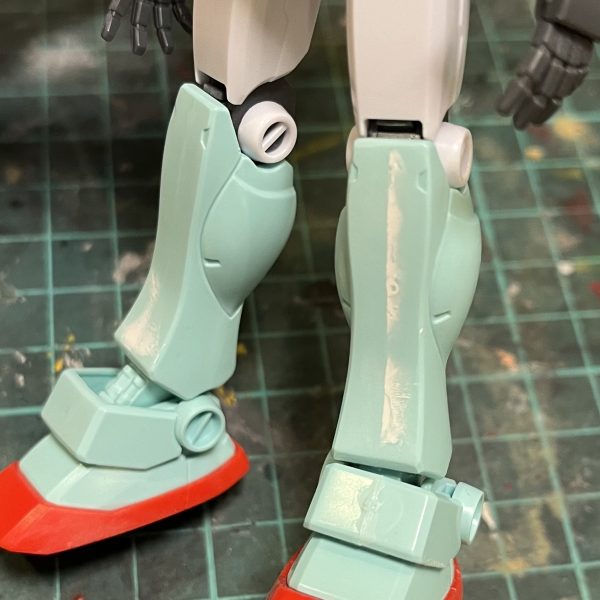 HGUCジムⅡやリバイブガンダムをミキシングして、普通のジムを作ってます。（3枚目）