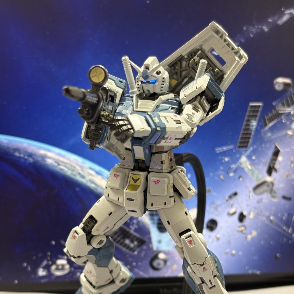 無理なく両手持ちっぽくなりますね。