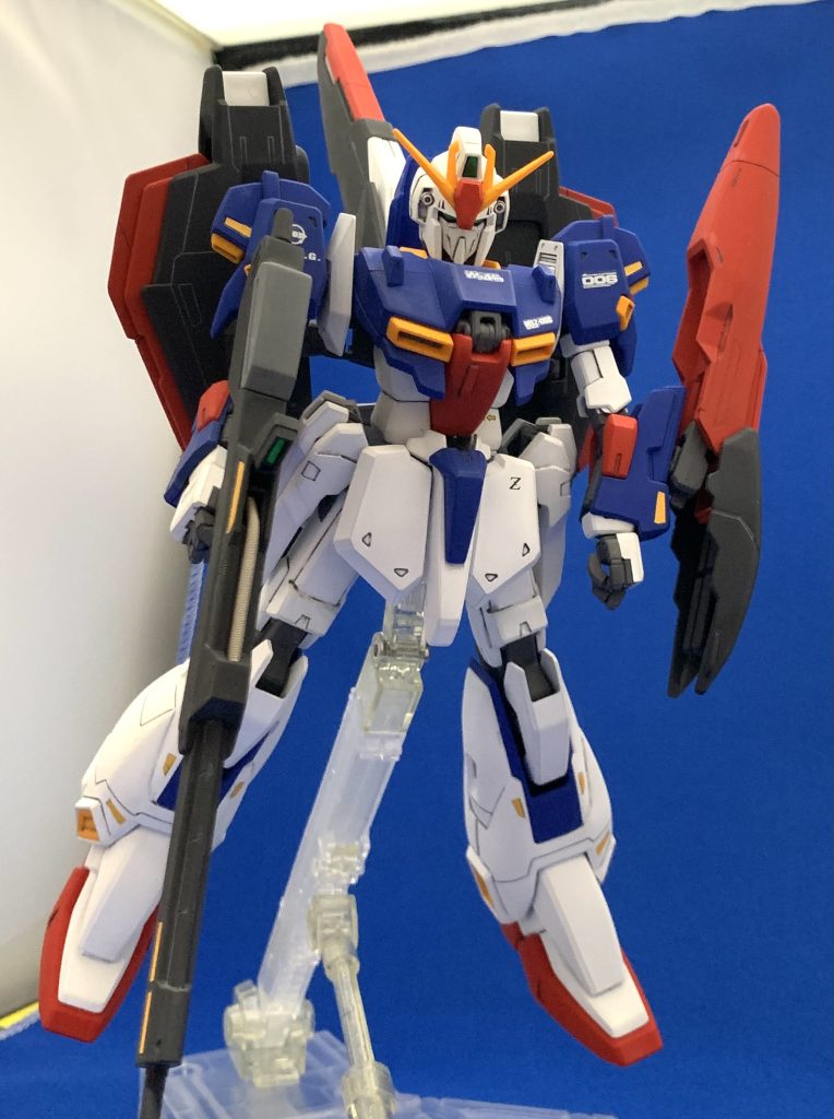 ビームライフルとハイパー・メガランチャーのパイプ部分は(当時の自分が)スプリングに置き換えていました。