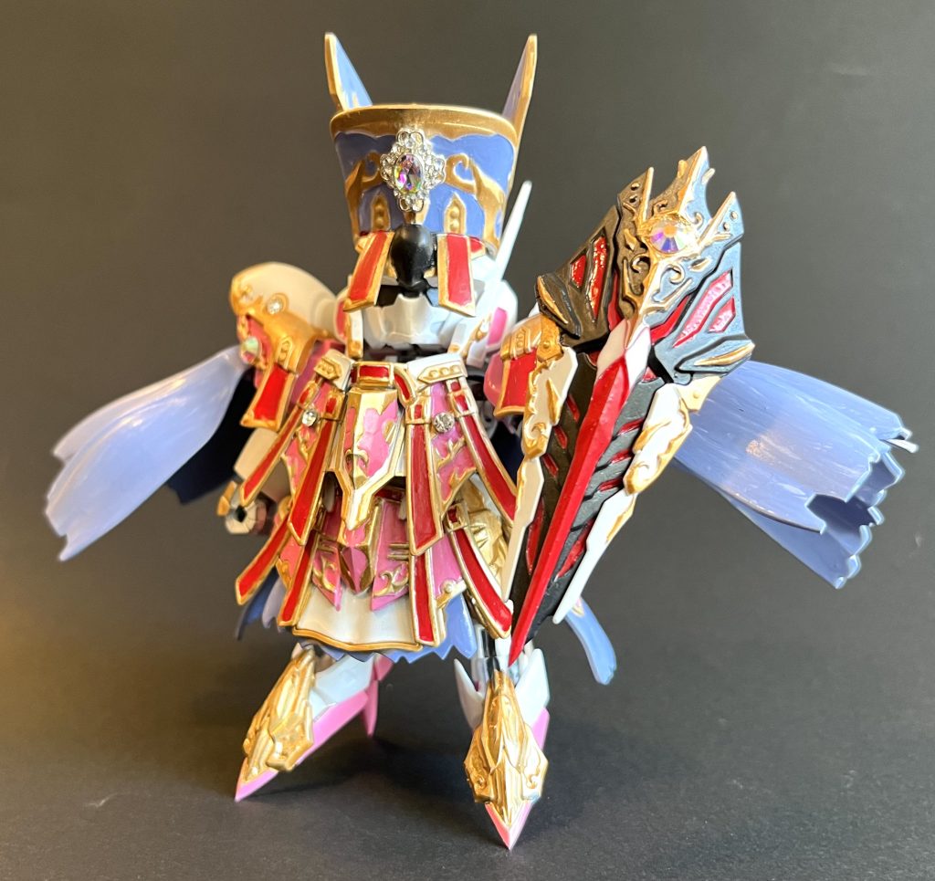 聖母が構えるは聖盾ゼロクワイエットレンブラント王家に代々伝わるその盾はどの様な願いも具現化してくれるという