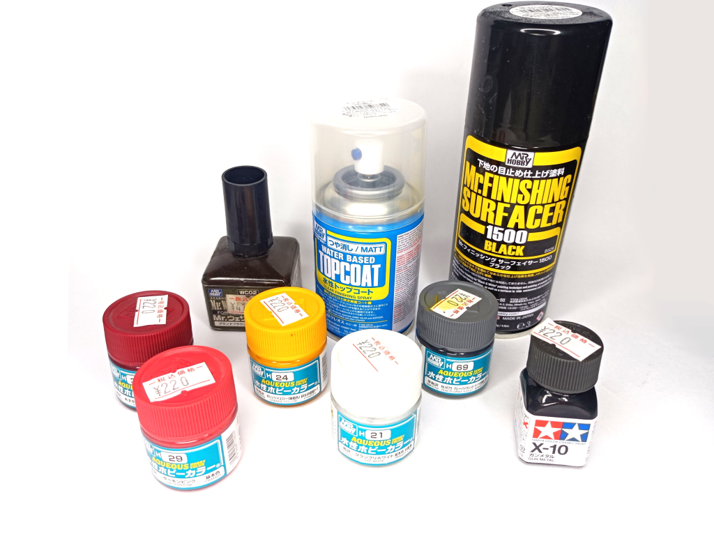 使用した塗料の一覧です。水性ホビーカラーH33 あずき色(赤2号)H22 サーモンピンクH24 オレンジイエロー(黄橙色)H21 グランプリホワイトH69 RLM75グレーバイオレット ドイツ空軍機上面色ウェザリング関係Mr.ウェザリングカラー グランドブラウンタミヤエナメル X10 ガンメタルその他Mr.フィニッシングサーフェイサー1500 ブラック(下地)Mr.ホビー つや消し水性トップコート閲覧ありがとうございました。