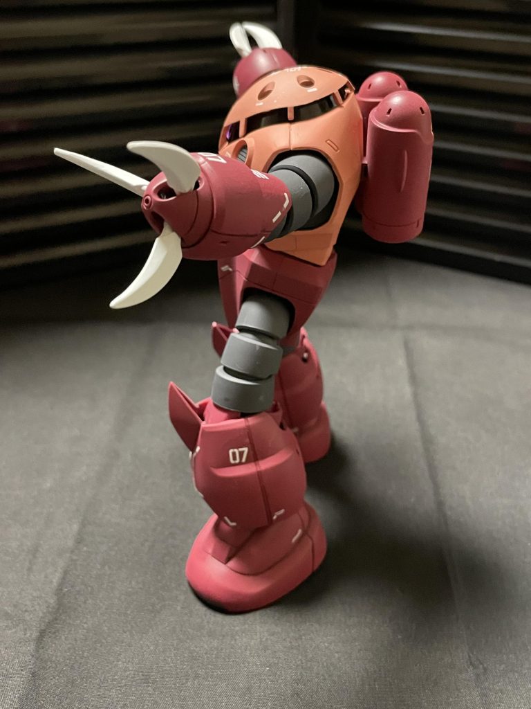 左側面からです。デカールをもう少し増やそうかと思いましたが、あんまりごちゃごちゃするのは好きでないので自分好みに控えめにしました。