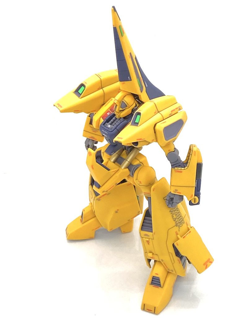 バーニア以外の部分は(クレオス)Mr.カラーGXスーパースムースクリアーを吹き付けております。