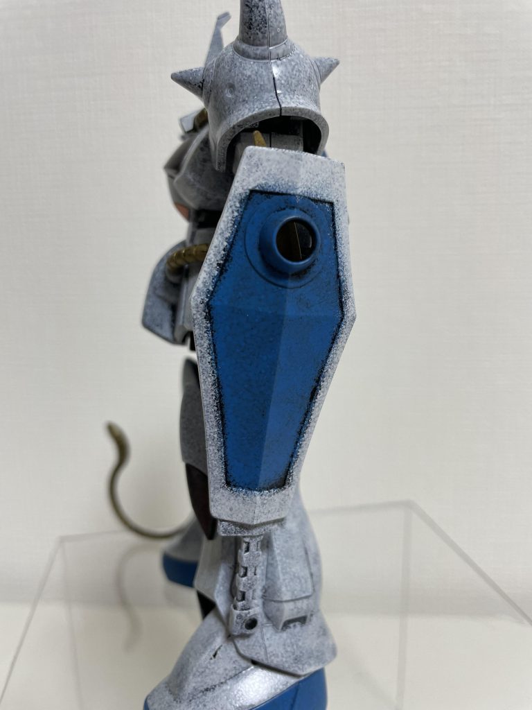 盾がお気に入り。