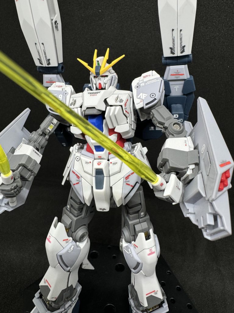 ナラティブガンダム–6枚目/制作者:ひょろすけ