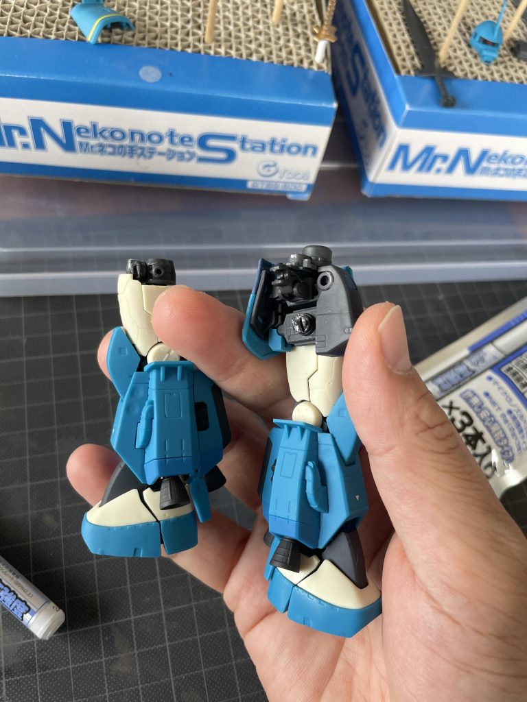 前述しましたが初めてのRG、パーツの小ささや足のアドヴァンスドMSジョイントがねじ切れてしまった時は心も折れそうでした💦