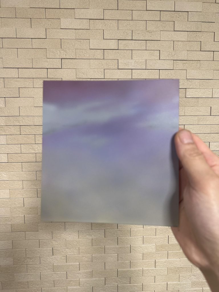 背景はプラ板にエアブラシで塗装しています。雲は筆の方が雰囲気が出そうでしたが今回は断念しました。