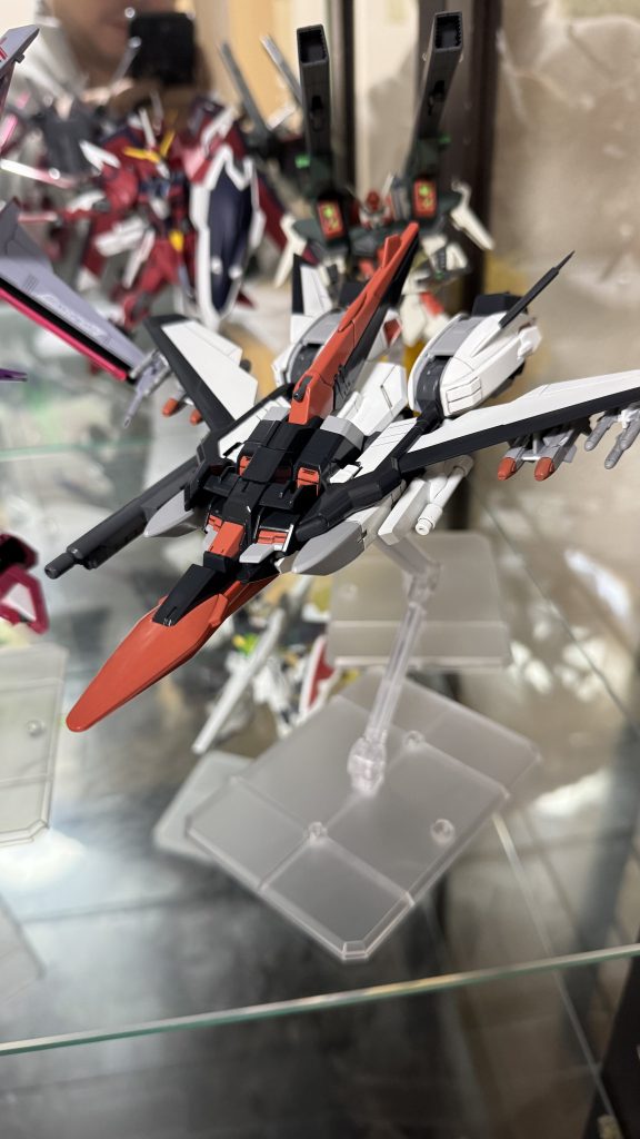 飛行機形態はパーツの差し替えになりますがそれでもやっぱりカッコイイですネ(*^^*)