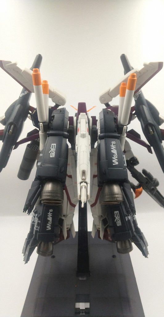 バックショットになります。