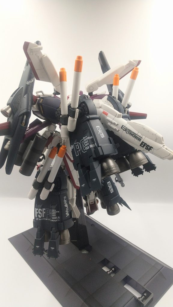 斜め後ろからになります。