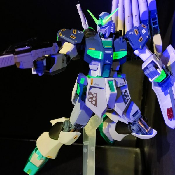 EG量産型νガンダム