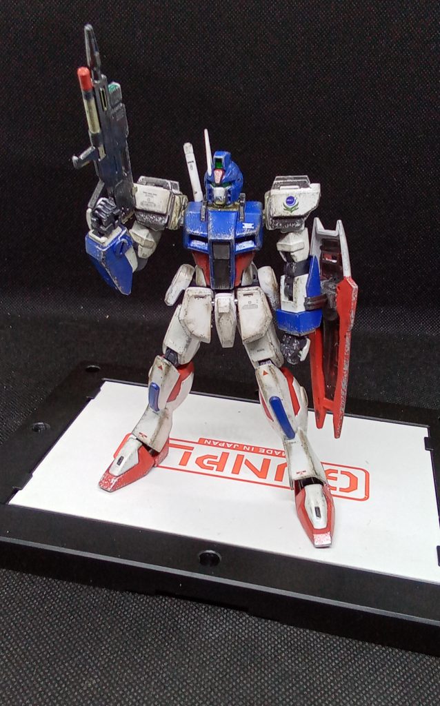 青色部分の塗装にライジングフリーダムを使用