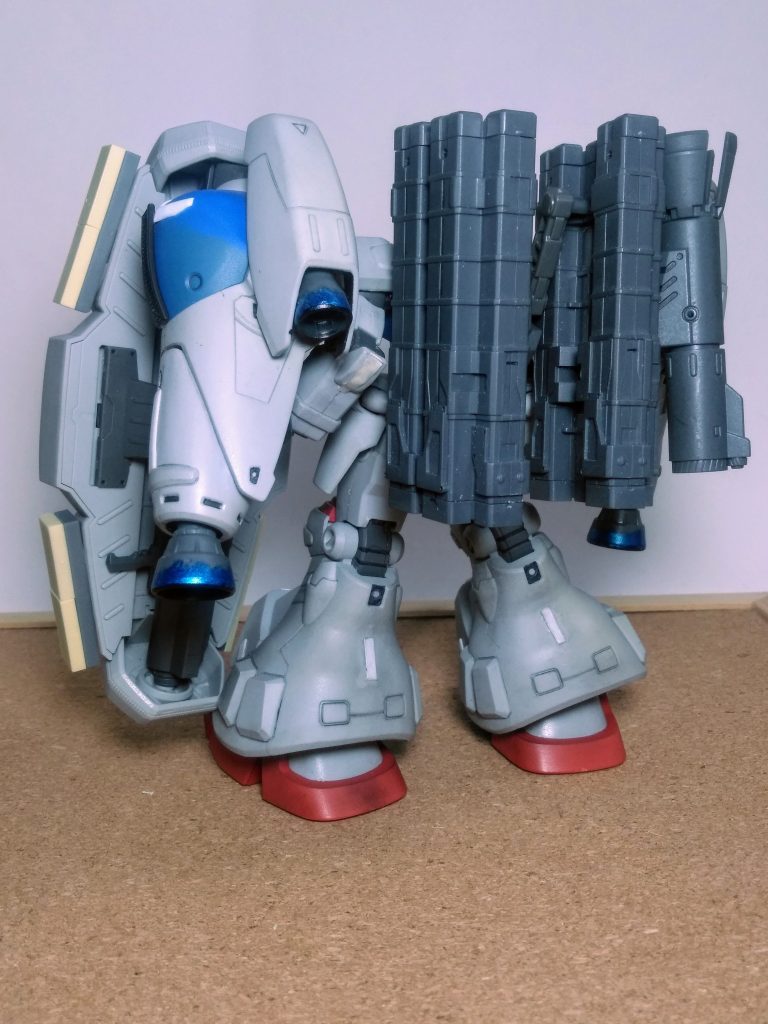 今回の作戦には元ジオン軍の『ｷｮｳ科学者養成機関《ヤッベエーナココ》』出身の　『サツリ・クスキー技術大尉』が武装の設計及び開発に携わっております 🧐 ?『サツリ・クスキー 技術大尉』🤔ﾀﾞﾚ?(妄想・・・『ソーラ・レイ システム』を提案設計したとされている。MINAGOROSI に悦びを覚える危険人物。親戚に『見奈頃師のトミノ』とイウ脚本家がいるらしい・・・技術者)彼が設計開発した装備を使ったこの作戦🤨果たして上手くイクのでしょうか 😖