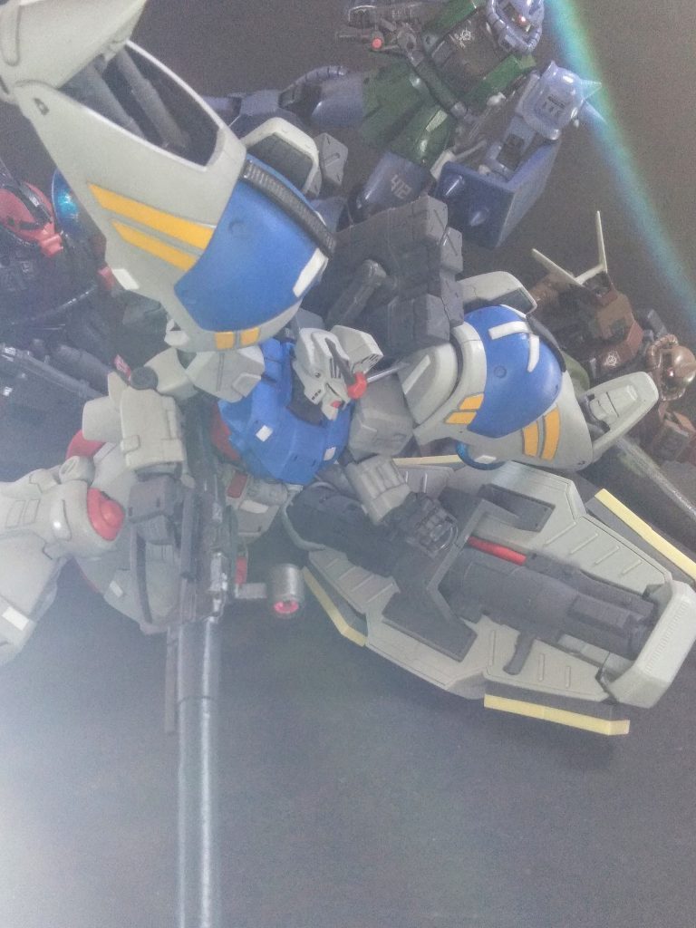 『ルッキールー中隊〔天斗朝靄 特務中尉〕』が軍上層部の命令で身を寄せる　　　　　　　　　　　『デラーズ フリート』　　　　　　　　　　　その『デラーズ フリート』より重要攻撃目標である『連邦軍のコンペイトウ要塞』へ向け『試作 ガンダム GP-02 サイサリス を駆るガトー少佐』は特攻戦を敢行する。『コンペイトウ要塞』に行う攻撃手段。ソレハ・・・ ダラダラとした字面で失礼しました。🙇⤵️⤵️ 今回も『ガンダム GP-02 サイサリス  』を紹介させて頂きます ✨😌✨ (MGで実行済み)あっ！↑ショットはコンペイトウ要塞(旧ソロモン) へ向かってイル と、いうイメージです 😋