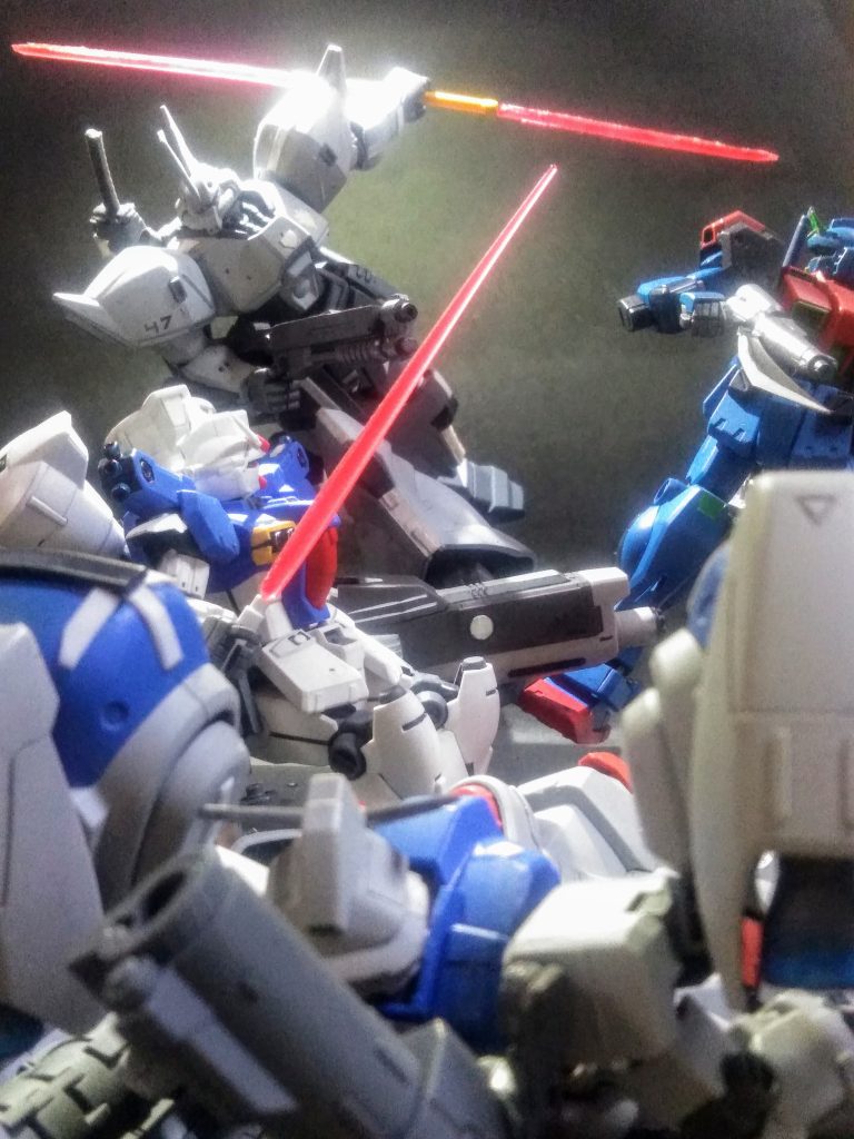 『ルッキールー中隊〔天斗朝靄 特務中尉〕』が軍上層部の命令で身を寄せる　　　　　　　　　　　『デラーズ フリート』　　　　　　　　　　　その『デラーズ フリート』に支援協力する地上組織『ナ・イショの精鋭達』と共に奪取した予備として用意されていた核弾頭を持ち『天斗 特務中尉』は『デラーズ フリート』に帰還を果たす。時は 0083年11月10日『ガンダム GP-02 を駆るガトー少佐』は『連邦軍のコンペイトウ宇宙要塞』へ向けて出撃をした。その作戦内容は・・・ またもやダラダラと失礼しました。🙇⤵️⤵️と、云うわけで妄想『 0083 星の屑 ver, 』を   晒してイコうと思います😤