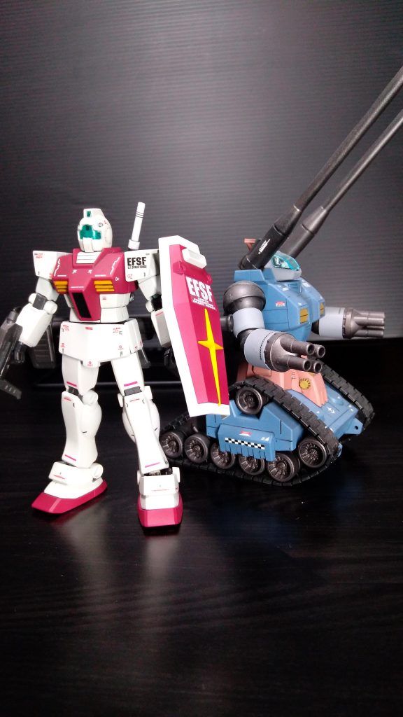 同世代のガンタンクとツーショット。最後まで御覧頂きありがとうございました。