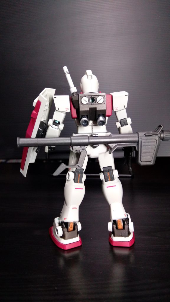 ジャンクパーツからガンダムのバズーカとビームライフル発掘しました。