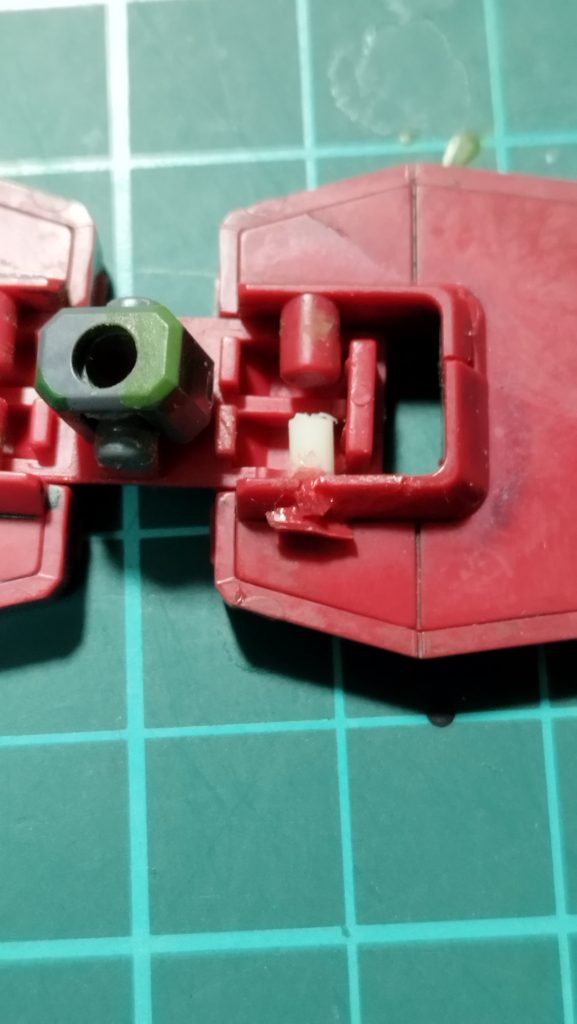 ピンが折れたので作成。
