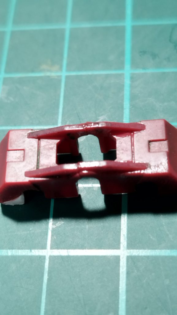 パッキリ二つに折れました。