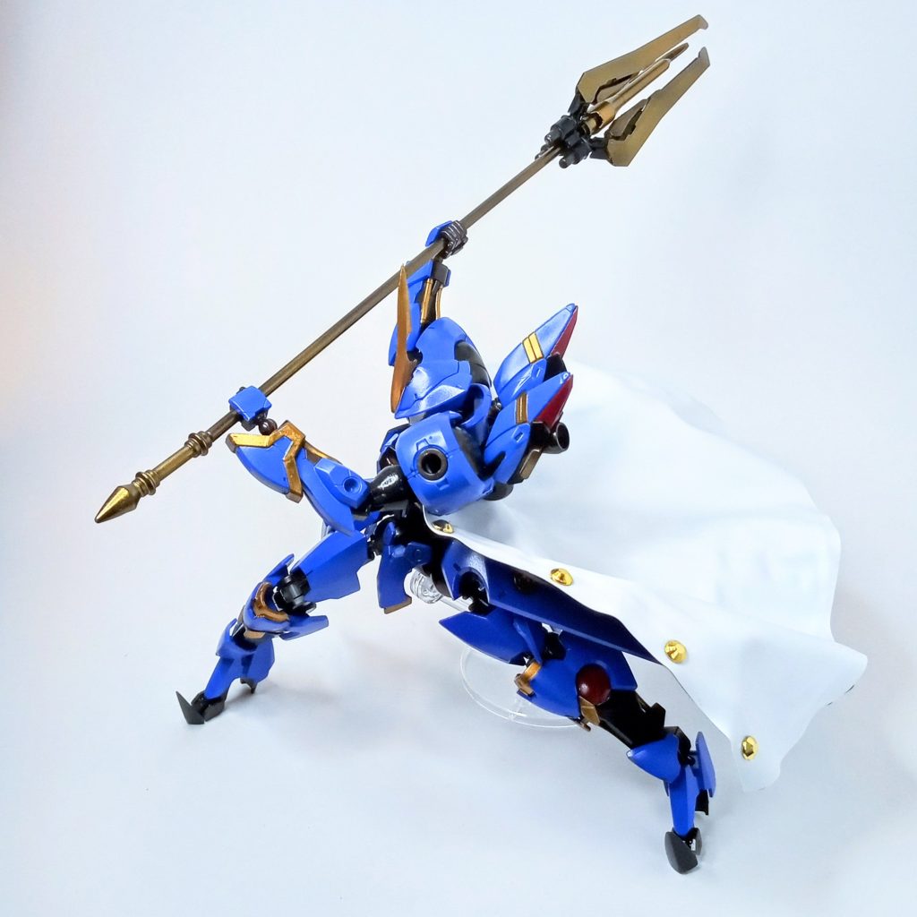 柄がさらに長くなることで、圧倒的なリーチを持ちます。