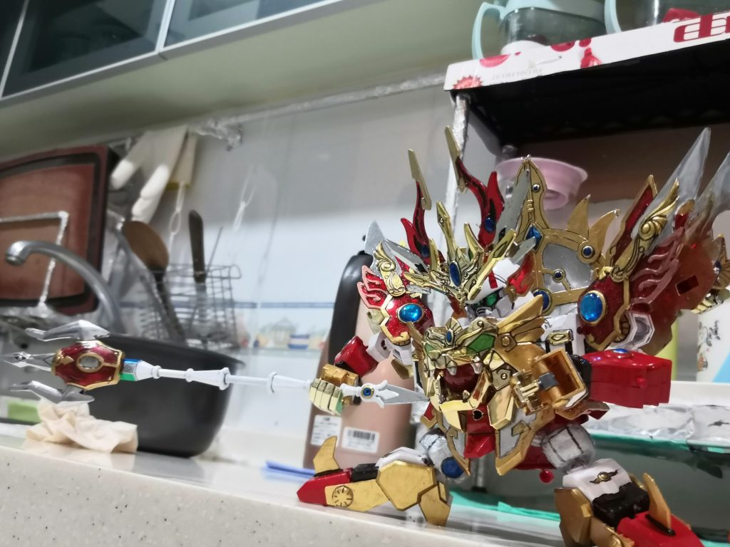 頑駄無轟炎王–3枚目/制作者：LUNLUN（邪道可動）