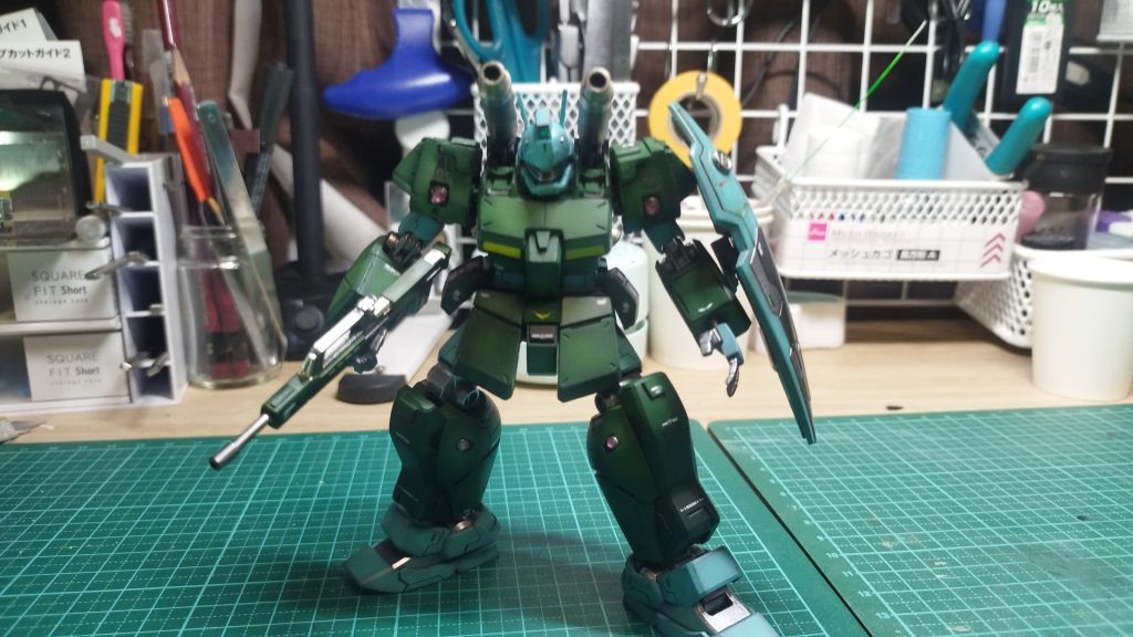 もう一体作製して、アデル機、キース機として並べようかな。