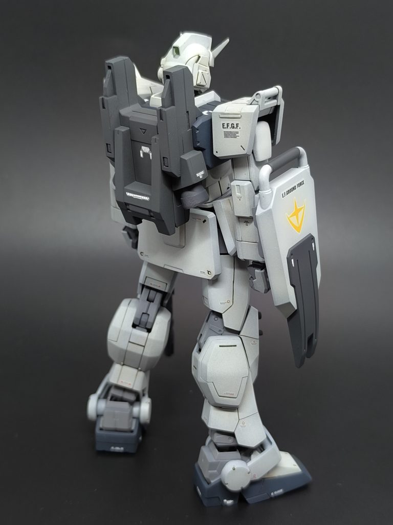 HGUC陸戦型ガンダム–5枚目/制作者:YAKISOBA