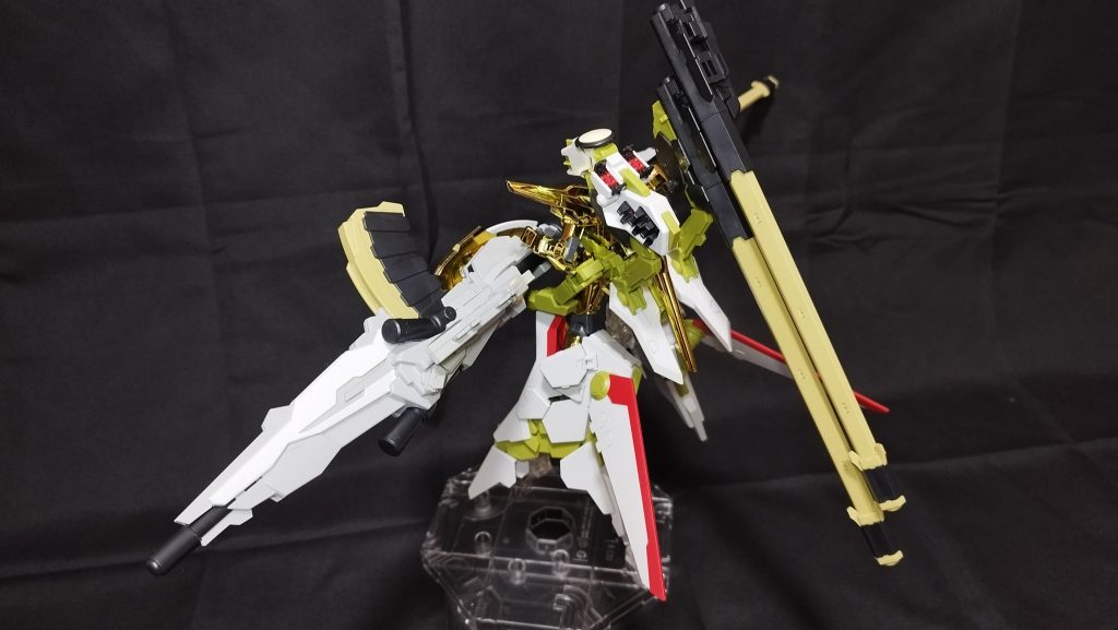 墨入れと盾の塗装と、ミサイル部の部分塗装のみです