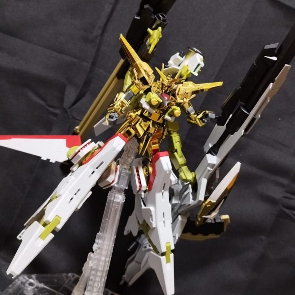 HGアカツキガンダム　ゼウスシルエット　脚部無加工接続方