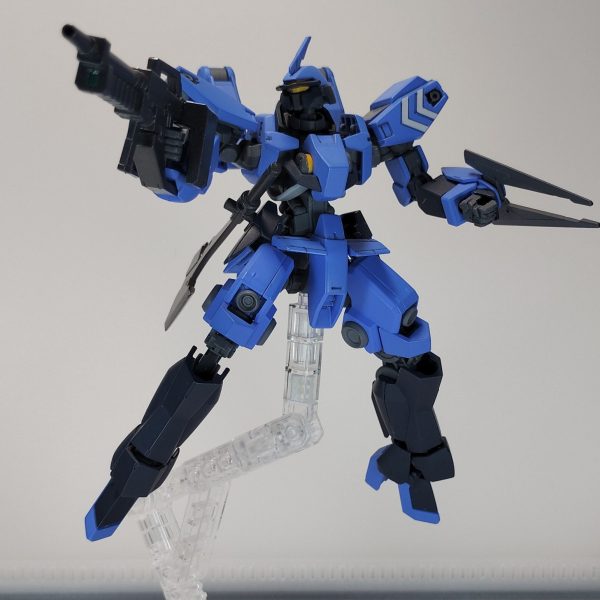 シュヴァルベ・ブルー