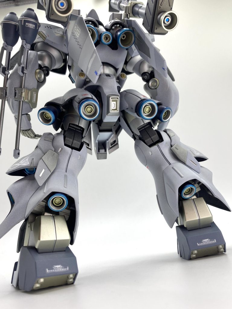 バーニアも内部がショボかったので、情報量を増やしましたが、中心まで塗れば良かったなぁ。