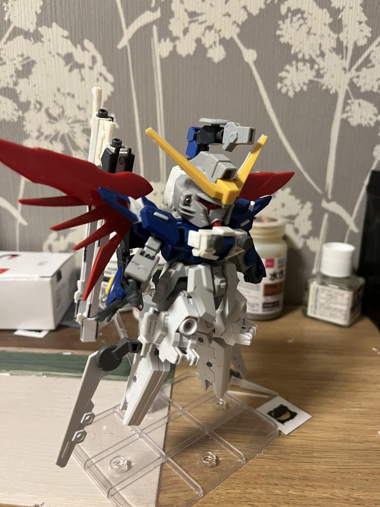 足パーツは技術力不足で30mmのパーツを流用あとはジャンクの組み合わせでなんとか形に持っていきました