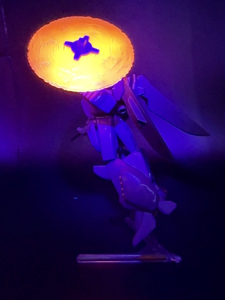 ビームローターは蛍光塗装をしております。