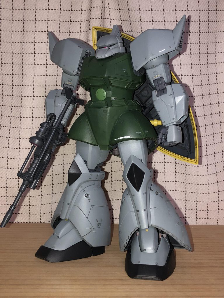 ただのパチ組みだと思ってたのに全体にわたって意味のない接着がされていてバラすのに苦労しました