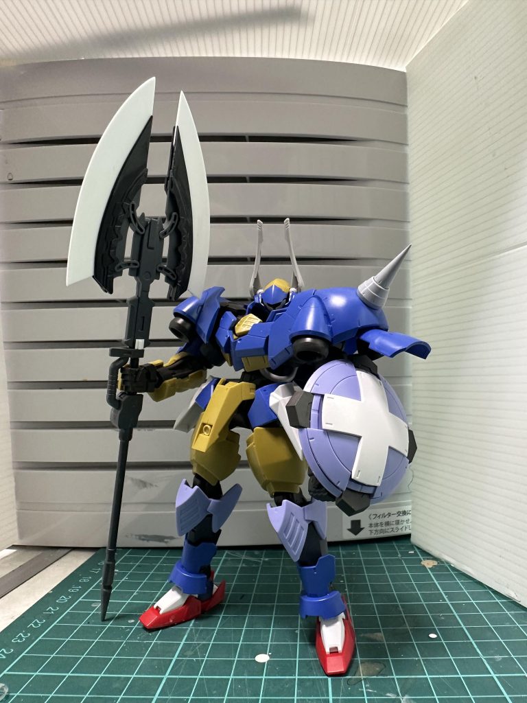 同じヴァルキュリアフレームのジークルーネや、EGストライクガンダム等とミキシングしました。