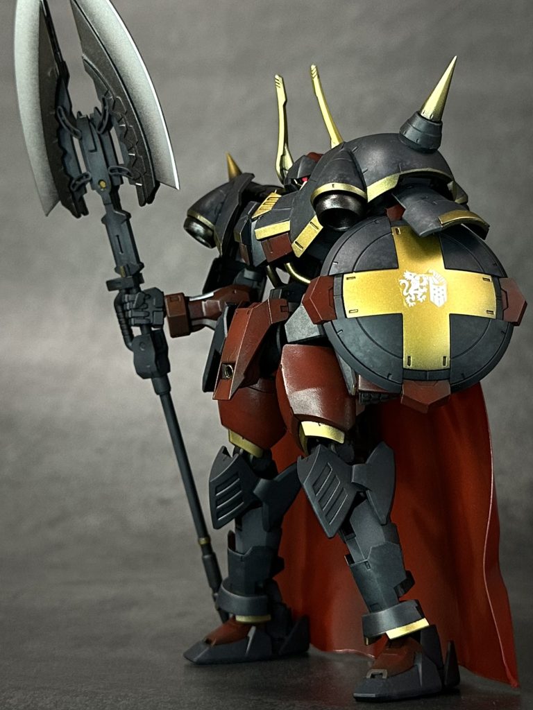 横から。エアブラシテンプレートを使った退色表現に初挑戦。もう少し大袈裟にした方が写真映えしたかもですね🤔