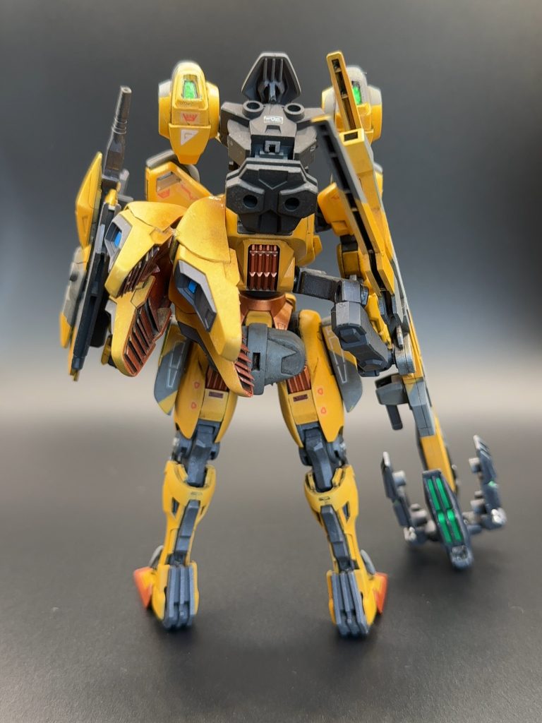 バックパック類もデザインをチェンジロッドライフルのパカッて開くヤツ🌸はプラ板でフィンっぽく蓋をしています。