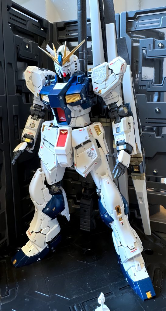 RG νガンダム–3枚目/制作者：UD831