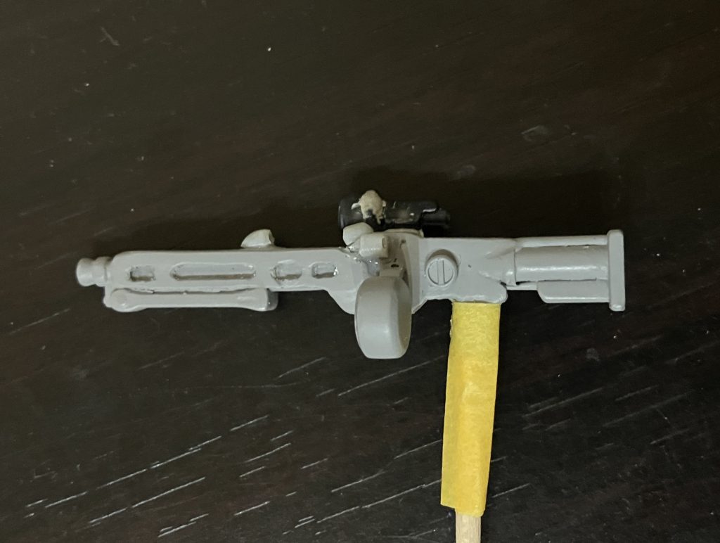 ライフルはゲルググJから改造。