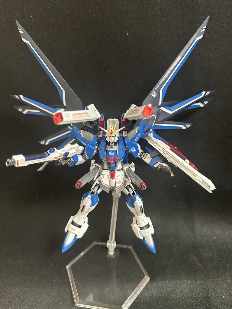 HG ライジングフリーダムガンダム–4枚目/制作者：Kazuna