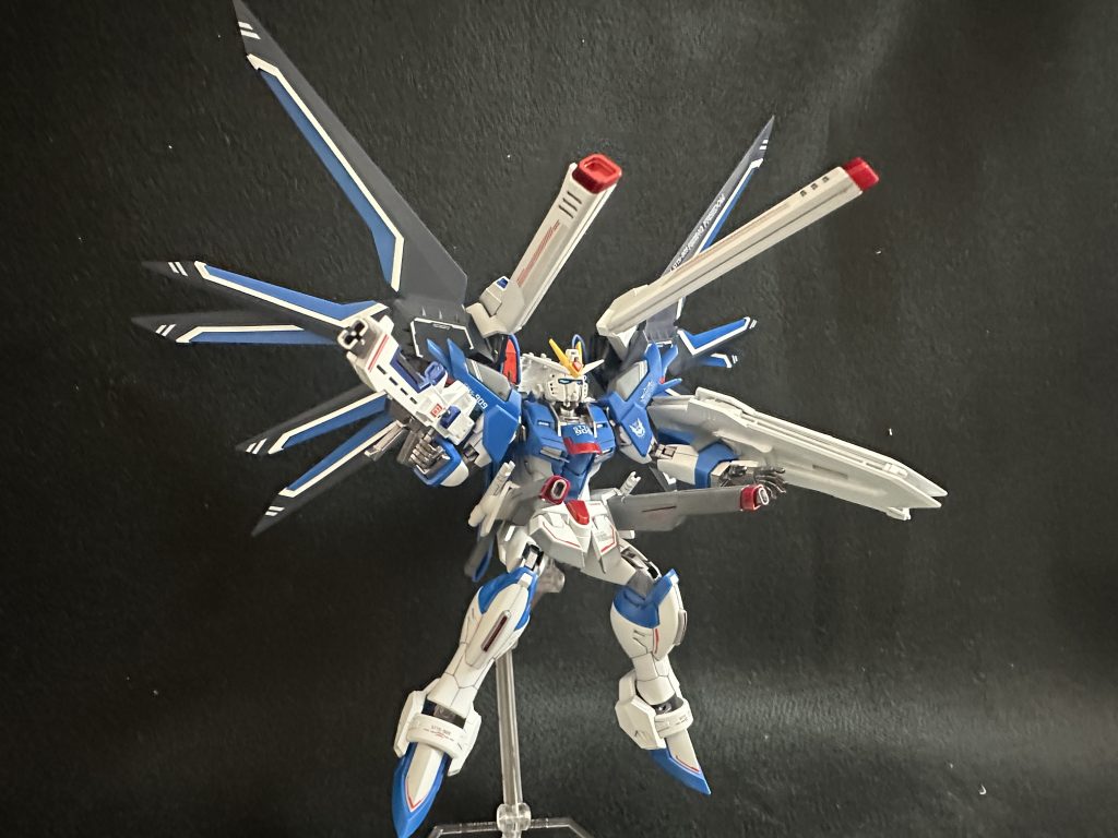 HG ライジングフリーダムガンダム–3枚目/制作者：Kazuna