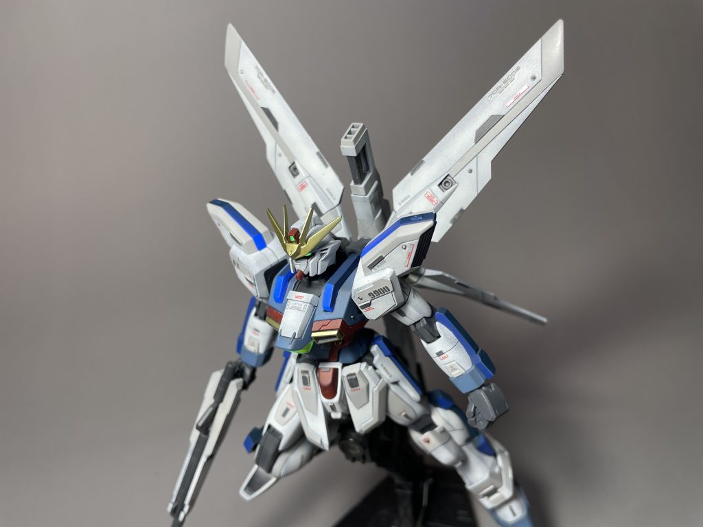 リフレクター展開ホバーリングモードホバーリングモード状態好き。リフレクターのディテールを見えながら、Xの形を見せつけることもできる。はったりが効いててすごくかっこいい。