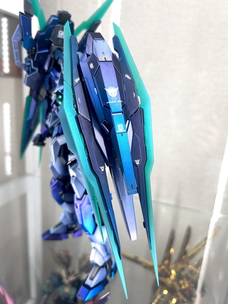 刃も蛍光イエローグリーンとグリーンのパールを合わせたものを塗装