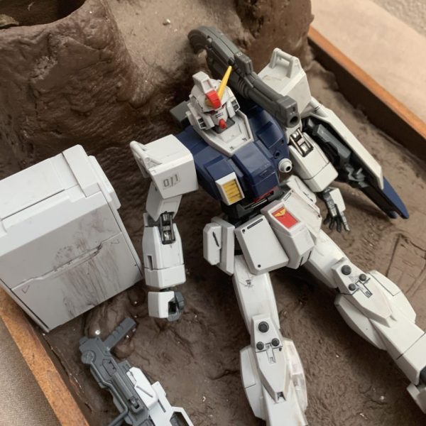 陸戦型ガンダム   (レイ・マーティン機) 再投稿