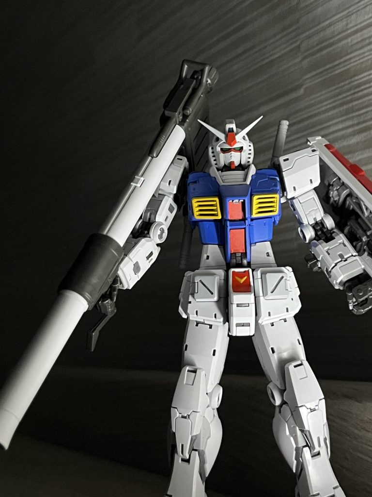 ただ、何も触らなくても無茶苦茶かっこいい完成されたtheガンダムです！😊まだ手足と武器の塗装してないので、デカールと一緒に仕上げたいと思います😆