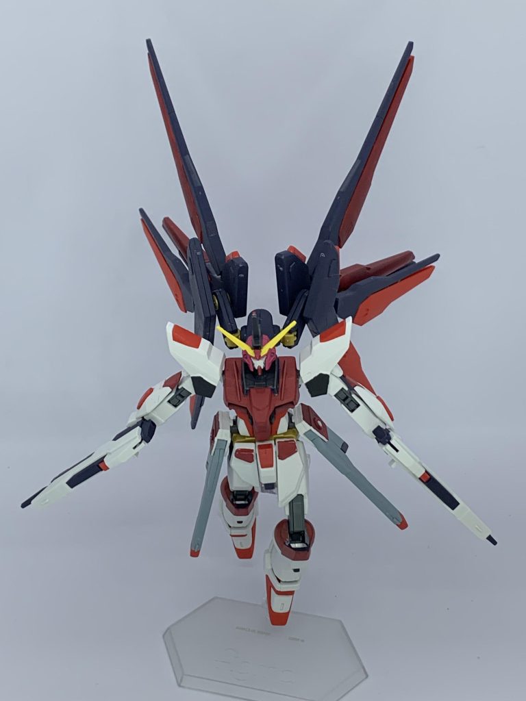 インヴェイドディザイアガンダム選民支配を目論むゲオルグ・アスカロンが駆る機体。核エンジンを搭載し、また従来のストライクフリーダムよりもドラグーンシステムの出力を上げている。ゲオルグがこの機体で前線に出たのはスーペリアストライクが墜とされる前までとなり、それ以降は息子のエドワード・アスカロンが彼に代わり搭乗している。かつて大戦を終わらせるにあたり多大なる戦果を上げた英雄の姿を模して、侵略者の欲望が牙を剥く。